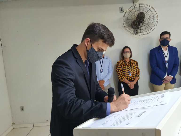 Original andr%c3%a9 felipe dotto assume a presid%c3%aancia da acim mineiros